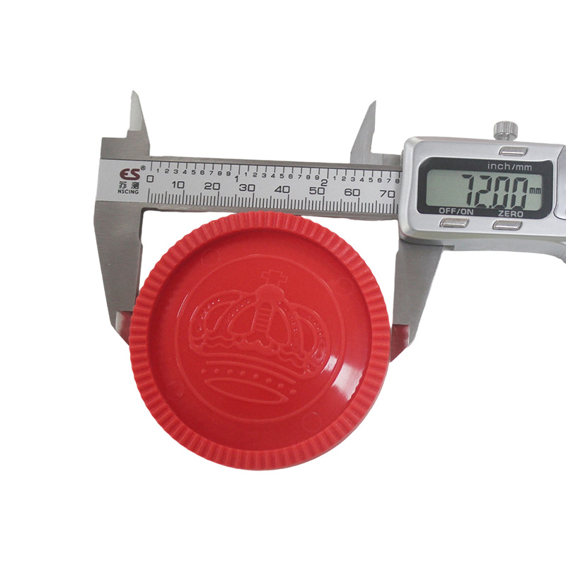 Piezas de Ajedrez Plásticas Rojas y Negras