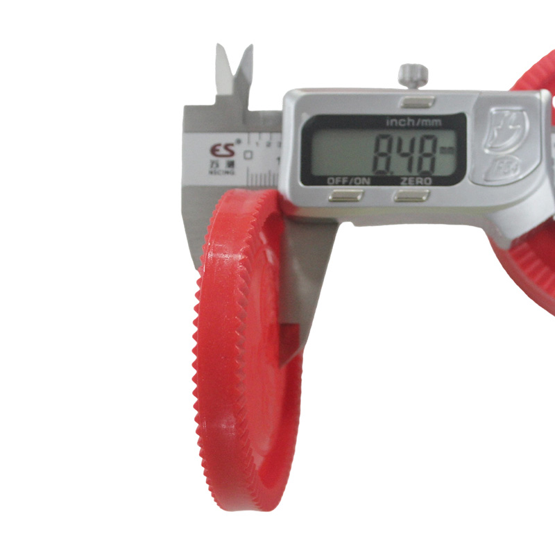 Piezas de Ajedrez Plásticas Rojas y Negras