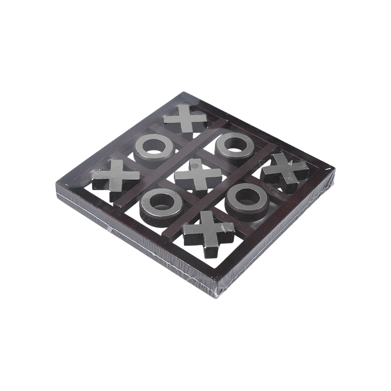 Juego de Tres en Línea en Madera con Fichas de Color Dorado en Marco Oscuro